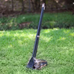 Arm & Hammer ™ Swivel Bin & Rake